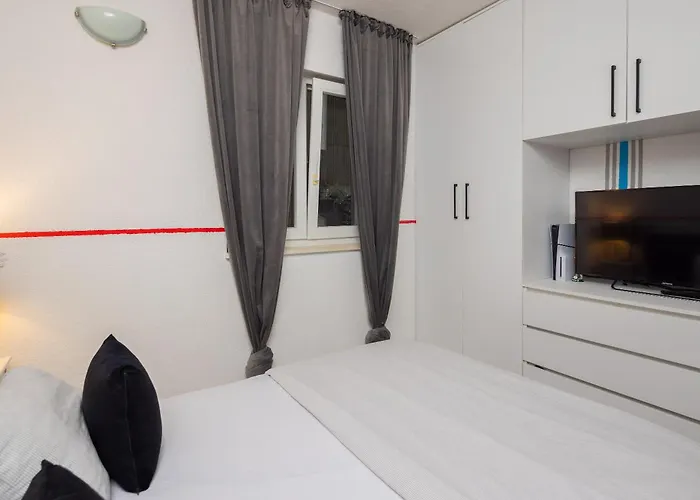 Gl Apartman *